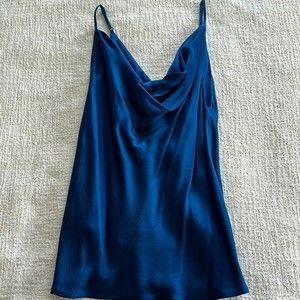 NWOT Gold Hawk 100% Polyester Top